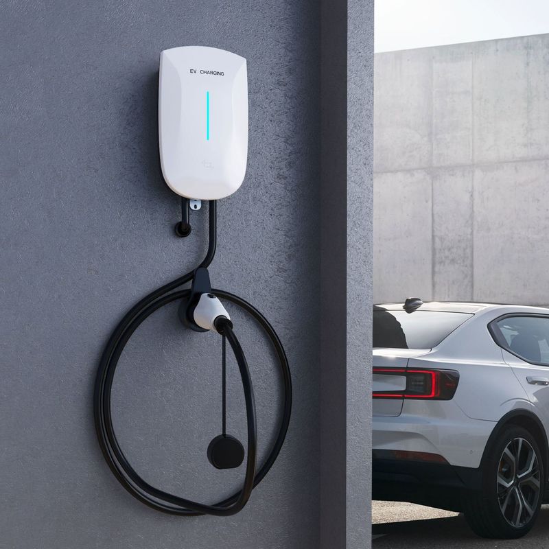 速く満たす壁に取り付けられた7kwタイプ2 EVの充電器のヨーロッパ規格のApp制御