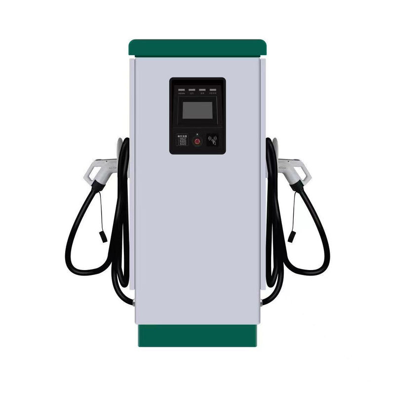 GB/T ダブルガン 380V 4G EV DC充電ステーション カスタマイズされた色